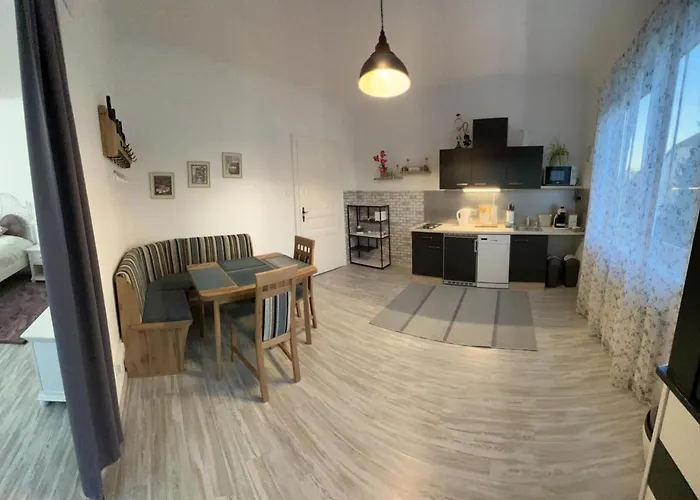 Rosengarten Apartment *